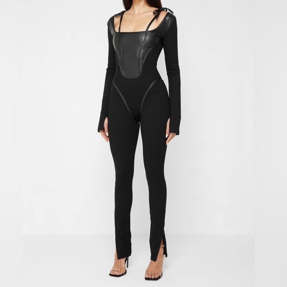 Manure De Voir |  devour cat jump suit